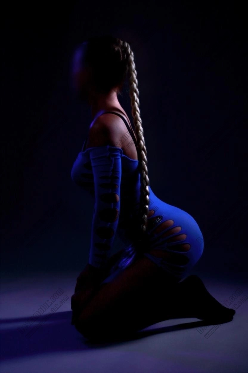 CELINE paros masszazs profil kepes profil - masszazsparban.hu CELINE - +36 30 364 1545 - masszazs parban foto